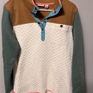 Women’s Multicolor Quilted Long Sleeve knit pullover.